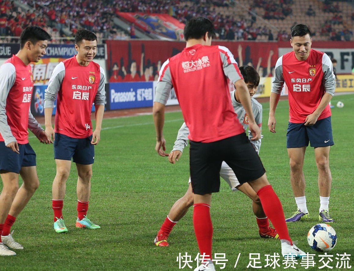 热议成都平广岛：联赛亚冠都蛮硬；租德尔加多需下载反诈app（成都战平广岛引热议：联赛亚冠硬仗不断，租借德尔加多需先下载反诈App）