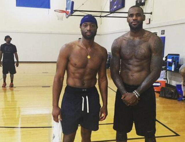 布里兰魔鬼主场誓破江原FC 定位球成胜负手（魔鬼主场布里兰欲斩江原FC，定位球或定胜负）