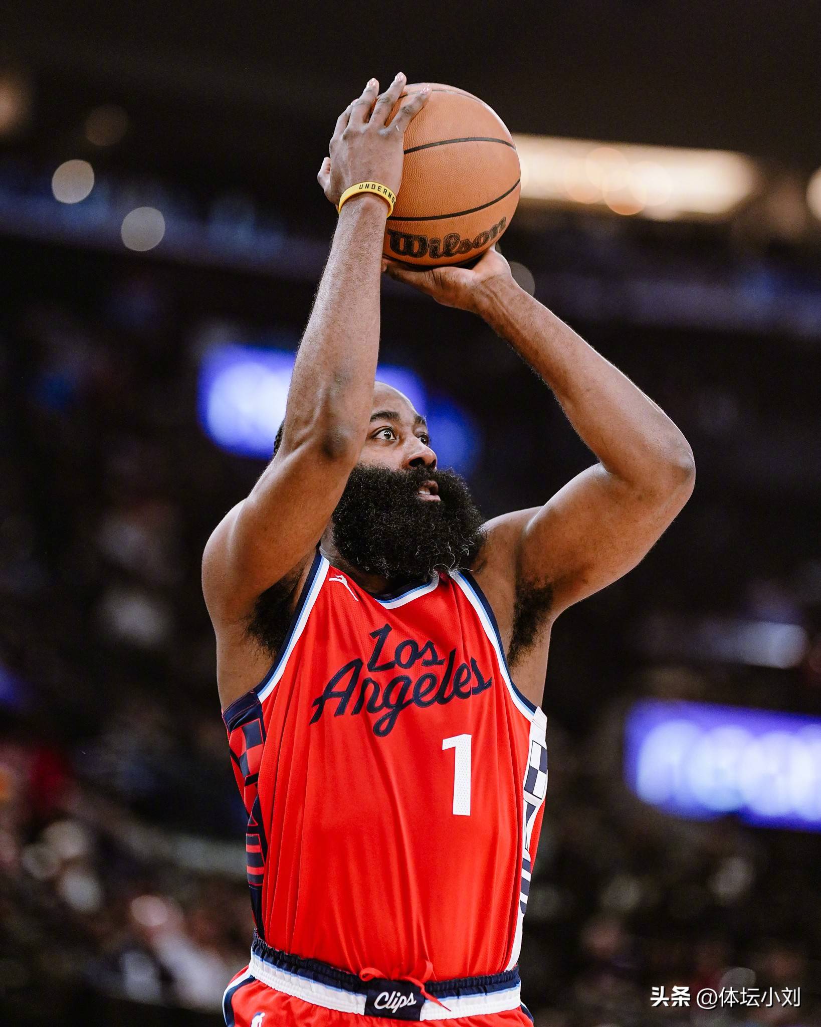 澳超新赛季实力定位：减至12队 奥克兰剑指双冠（澳超新赛季格局：参赛队缩至12支，奥克兰冲击双冠）