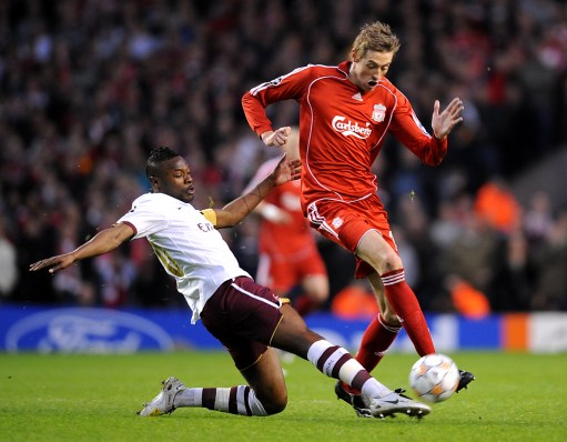 串联全队！加兰三分6投5中轰下27分5板10助2断填满数据栏（加兰盘活全队：三分6中5，27分5板10助2断全面爆发）