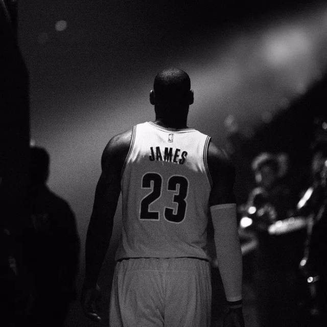 官方：利物浦旧将艾比加盟索菲亚火车头，双方签约两年（官宣：前利物浦球员艾比加盟索菲亚火车头，签约两年）