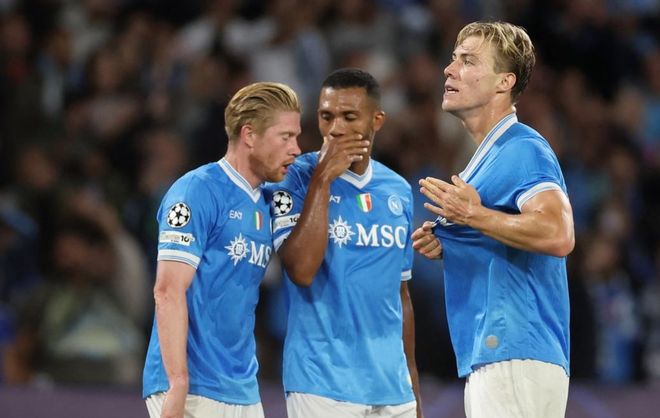 CBA俱乐部杯广厦击败天津 塔克飞身暴扣（CBA俱乐部杯：广厦力克天津，塔克飞身暴扣引爆全场）